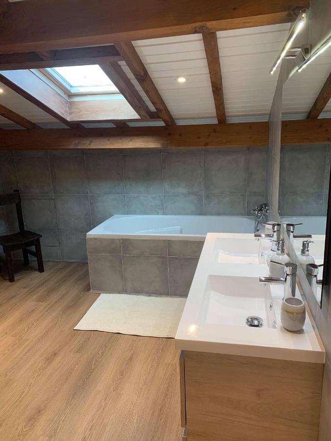 Chambre Vigne, Piscine Spa Fitness Lugon et l'Ile du Carney Ngoại thất bức ảnh